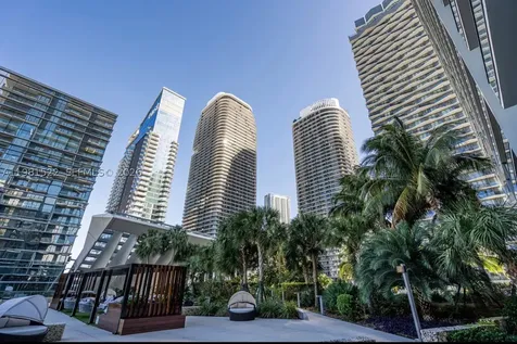 88 SW 7th Street Miami FL 33130