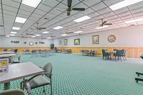 1100 Colony Point Circle Pembroke Pines FL 33026