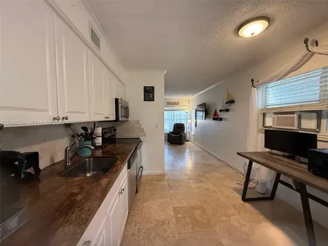 1544 NW 4th Avenue Fort Lauderdale FL 33311