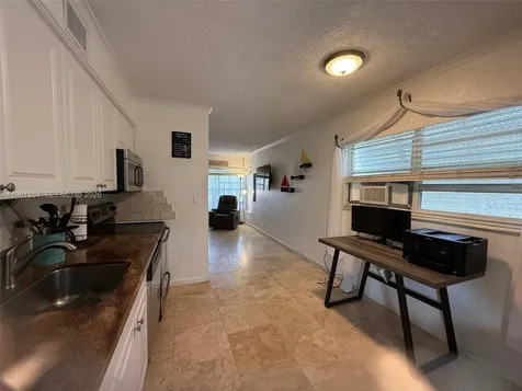 1544 NW 4th Avenue Fort Lauderdale FL 33311