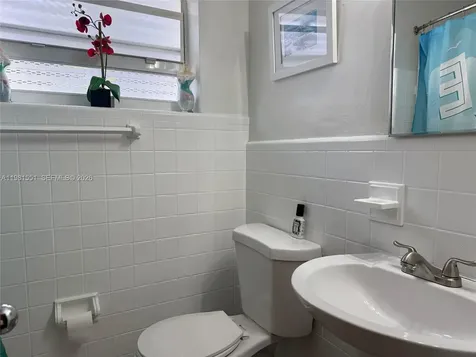 1544 NW 4th Avenue Fort Lauderdale FL 33311