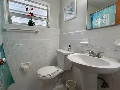 1544 NW 4th Avenue Fort Lauderdale FL 33311