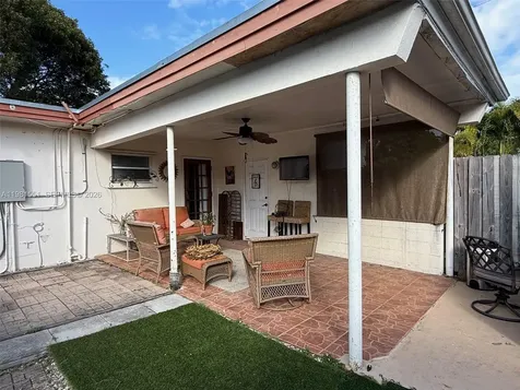 1544 NW 4th Avenue Fort Lauderdale FL 33311
