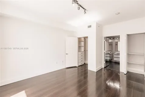 1111 SW 1st Avenue Miami FL 33130