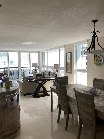 3200 Collins Avenue Miami Beach FL 33140