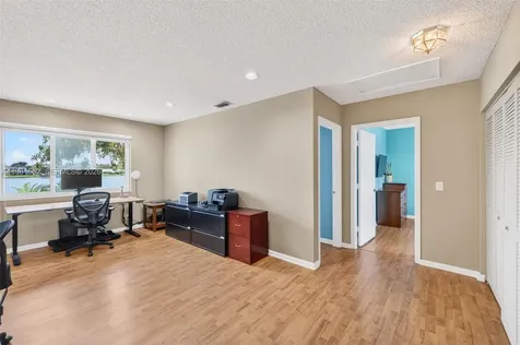 10376 SW 18th Street Davie FL 33324