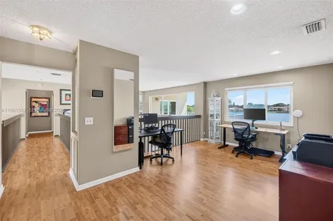 10376 SW 18th Street Davie FL 33324