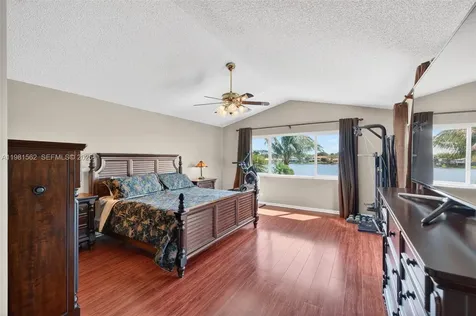 10376 SW 18th Street Davie FL 33324