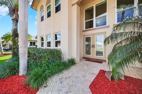 10376 SW 18th Street Davie FL 33324