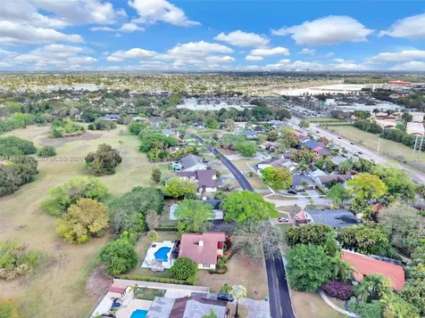 9300 E Calusa Club Drive Miami FL 33186