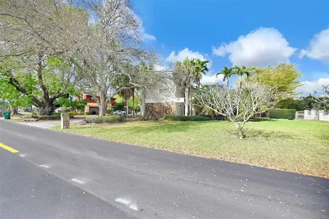 9300 E Calusa Club Drive Miami FL 33186