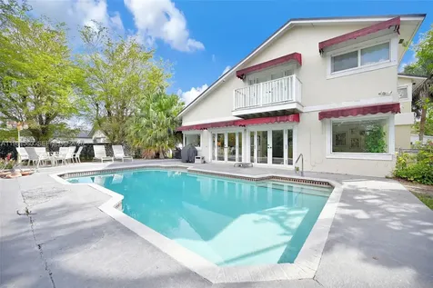 9300 E Calusa Club Drive Miami FL 33186