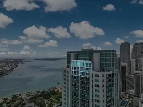 Miami FL 33132