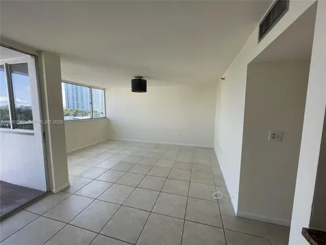 1700 NW N River Drive Miami FL 33125