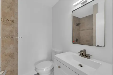 1355 Seaview North Lauderdale FL 33068