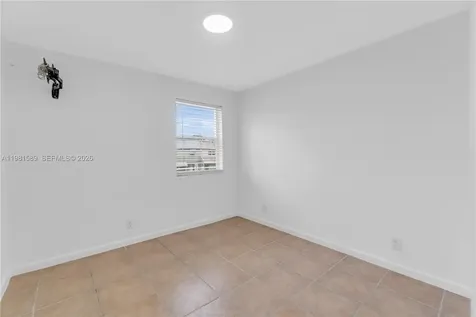 1355 Seaview North Lauderdale FL 33068