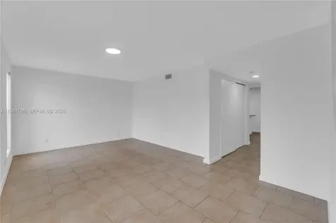 1355 Seaview North Lauderdale FL 33068
