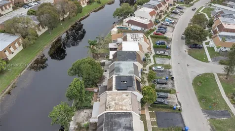 1355 Seaview North Lauderdale FL 33068