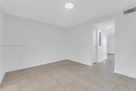 1355 Seaview North Lauderdale FL 33068