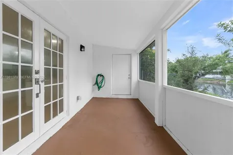 1355 Seaview North Lauderdale FL 33068