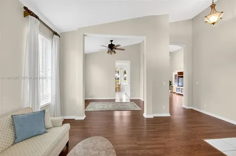 6595 Jackie Way Lake Worth FL 33467
