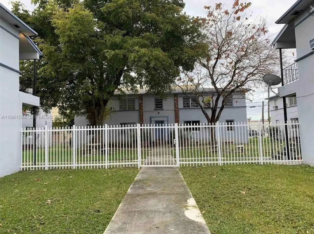 424 NE 82nd Street Miami FL 33138
