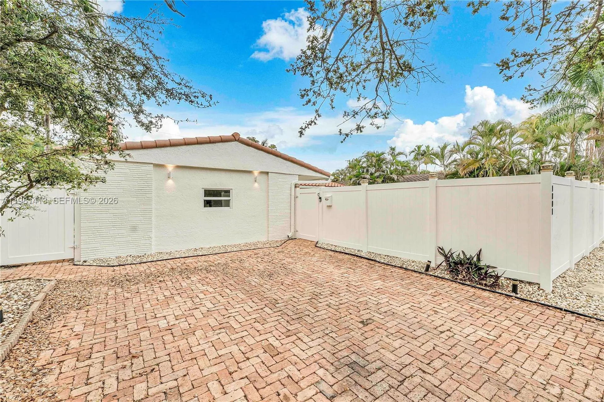 1801 NE 20th Street Fort Lauderdale FL 33305