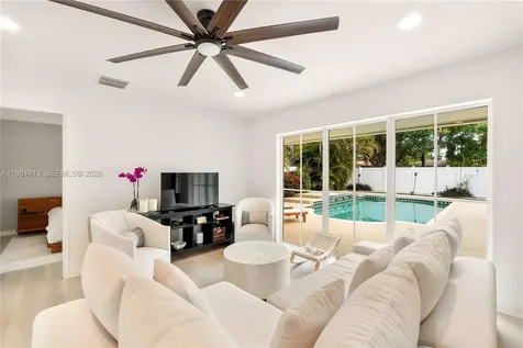 1801 NE 20th Street Fort Lauderdale FL 33305