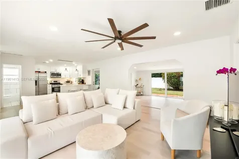 1801 NE 20th Street Fort Lauderdale FL 33305