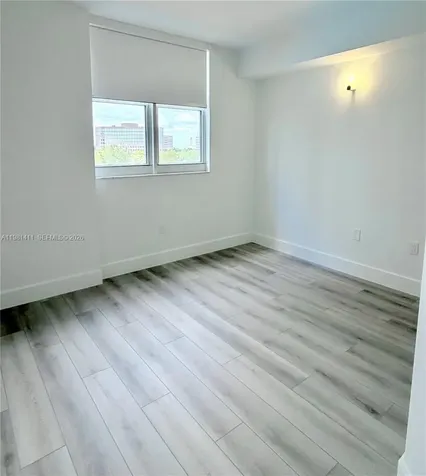 5077 NW 7th Street Miami FL 33126