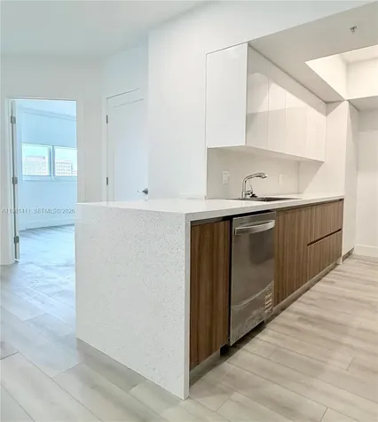 5077 NW 7th Street Miami FL 33126