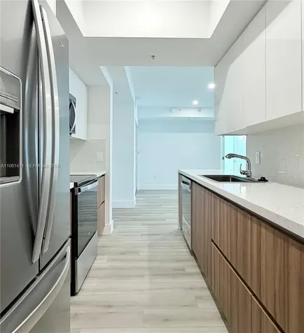 5077 NW 7th Street Miami FL 33126
