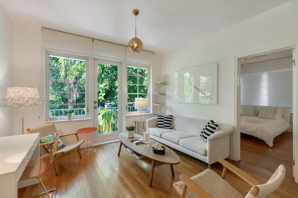 739 11th Street Miami Beach FL 33139