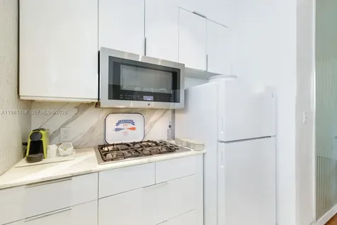 739 11th Street Miami Beach FL 33139