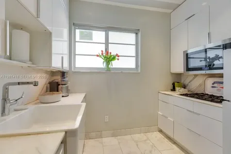 739 11th Street Miami Beach FL 33139