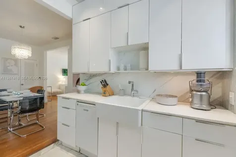739 11th Street Miami Beach FL 33139