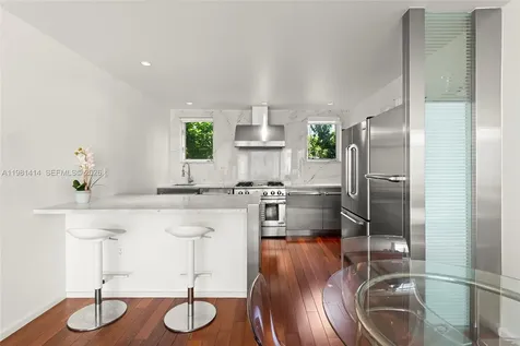1601 West Avenue Miami Beach FL 33139