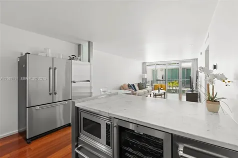 1601 West Avenue Miami Beach FL 33139