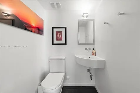 1601 West Avenue Miami Beach FL 33139