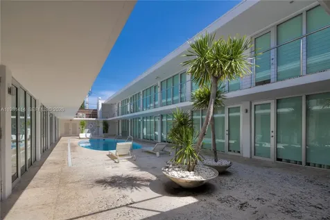 1601 West Avenue Miami Beach FL 33139