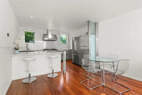 1601 West Avenue Miami Beach FL 33139