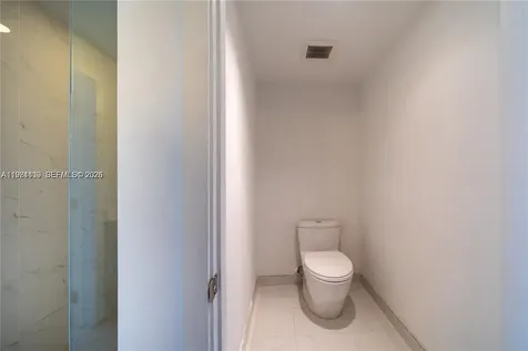 16385 Biscayne Boulevard North Miami Beach FL 33160