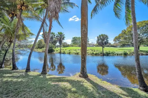 211 SW 87th Terrace Plantation FL 33324