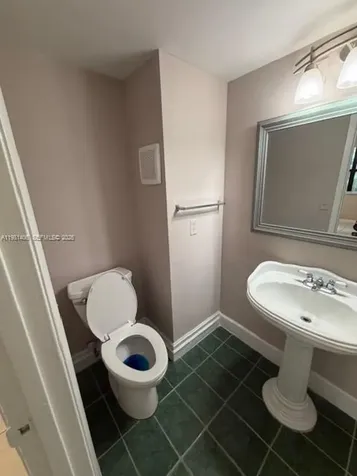 20810 NE 8th Court Miami FL 33179