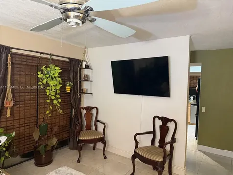 5119 SW 153rd Place N Miami FL 33185