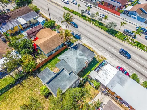 1675 NW 2nd Street Miami FL 33125