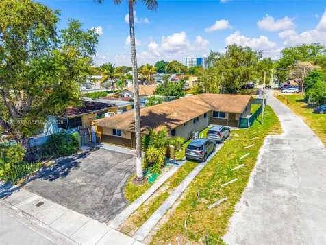 1675 NW 2nd Street Miami FL 33125