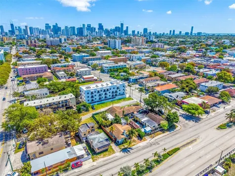 1675 NW 2nd Street Miami FL 33125