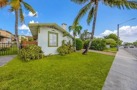 1675 NW 2nd Street Miami FL 33125