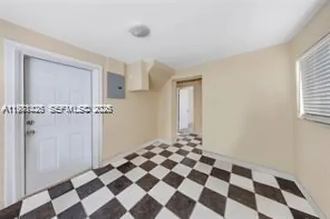 1675 NW 2nd Street Miami FL 33125